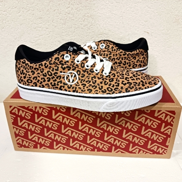 Vans Shoes - Vans